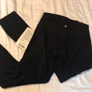 Brand New w Tags Lululemon Black Align Pant Size 6